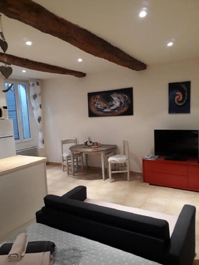 Apartamento Les Capena 2 Collobrières Exterior foto